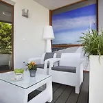 Bayjonn Boutique Hotel 4*