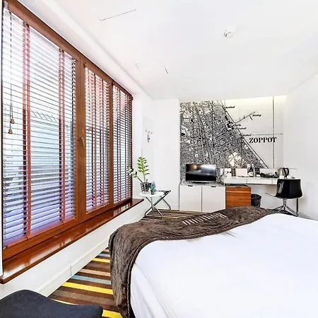 Bayjonn Boutique 4* Σόποτ