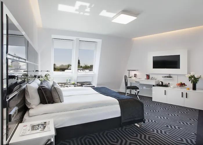 Bayjonn Boutique Hotel 4*