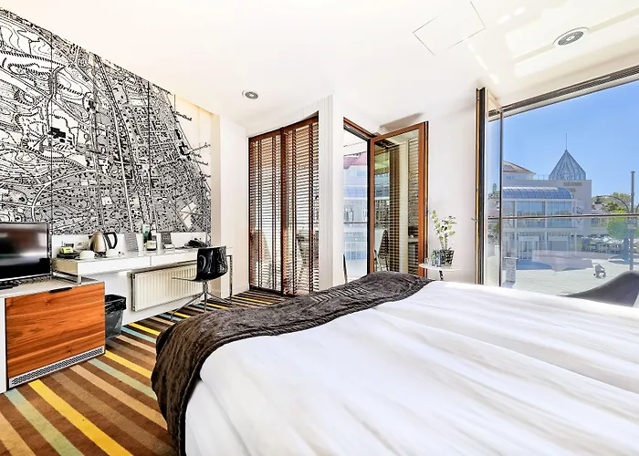 Bayjonn Boutique Hotel 4*